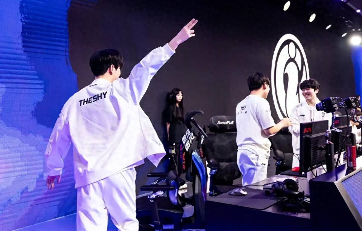 NAVI, Spirit , pain 和 Heroic 已获得 BLAST Bounty Spring 2025 资格