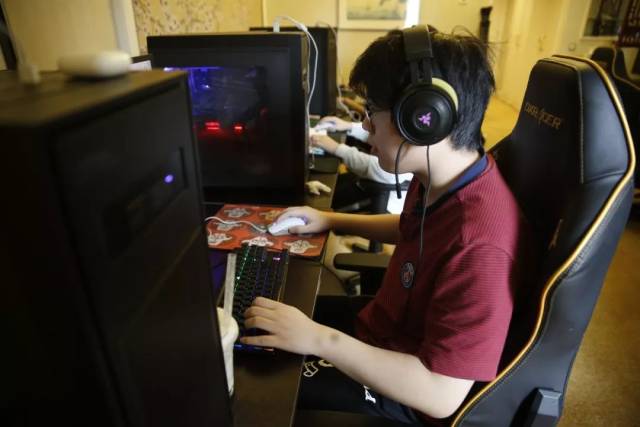DOTA2 DPL-CDA S2：RNG 1：2不敌CDEC